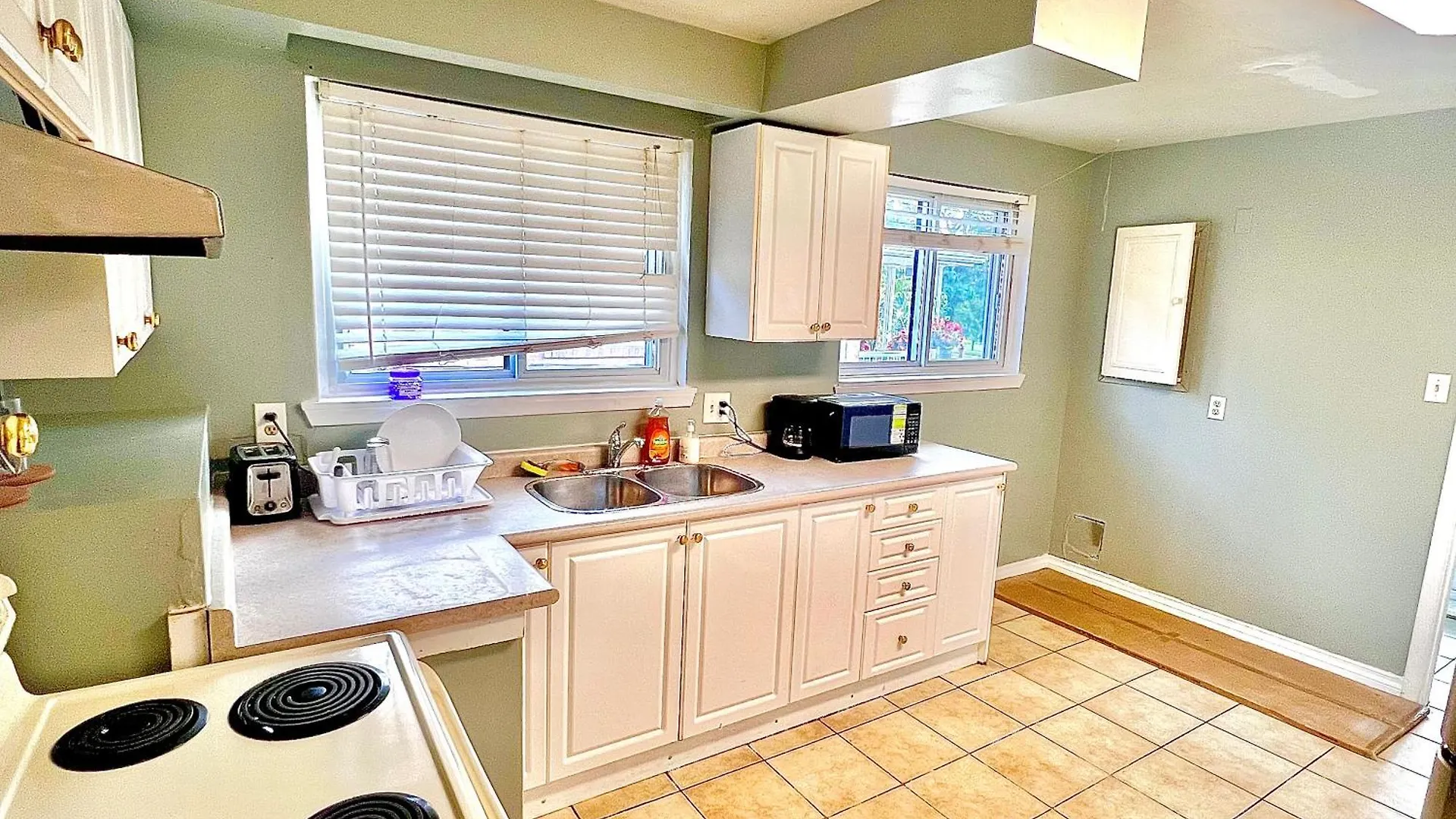Holiday home D7 Room Near Airport Brampton Canada