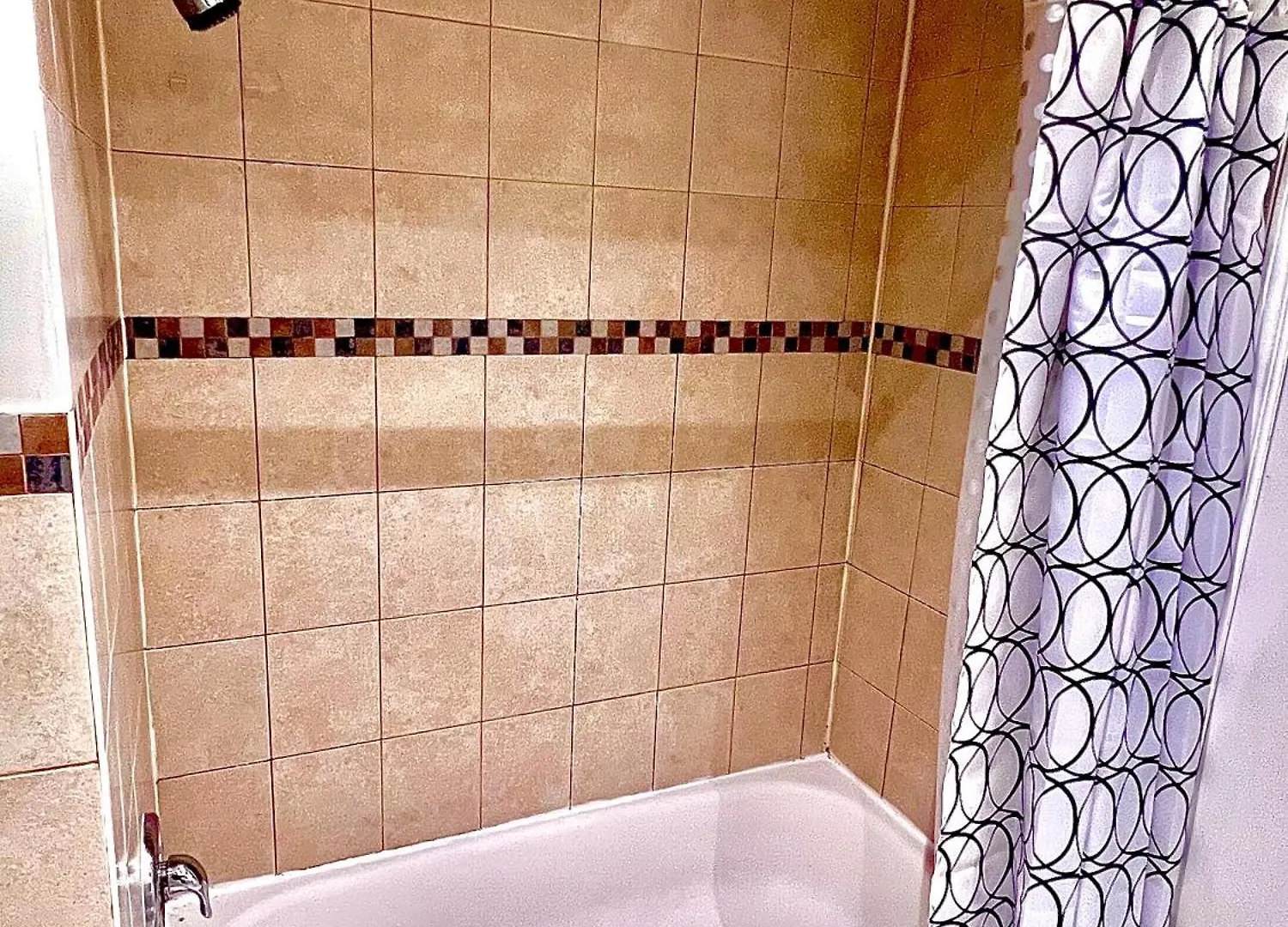 D7 Room Near Airport Brampton Holiday home