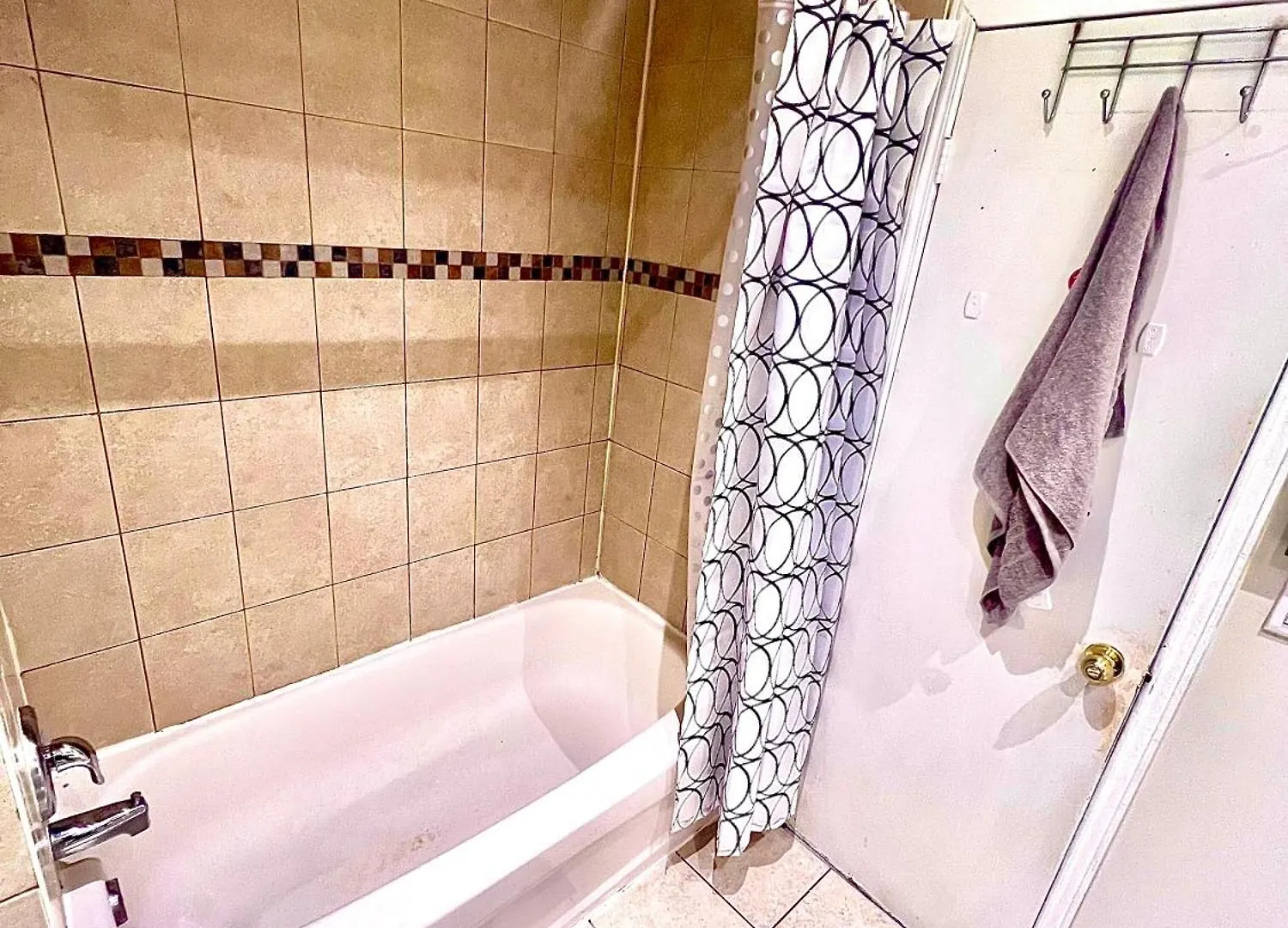D7 Room Near Airport Brampton 0*,